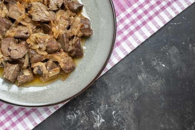 Добавление овощей и дополнительных ингредиентов для кисло-сладкого вкуса